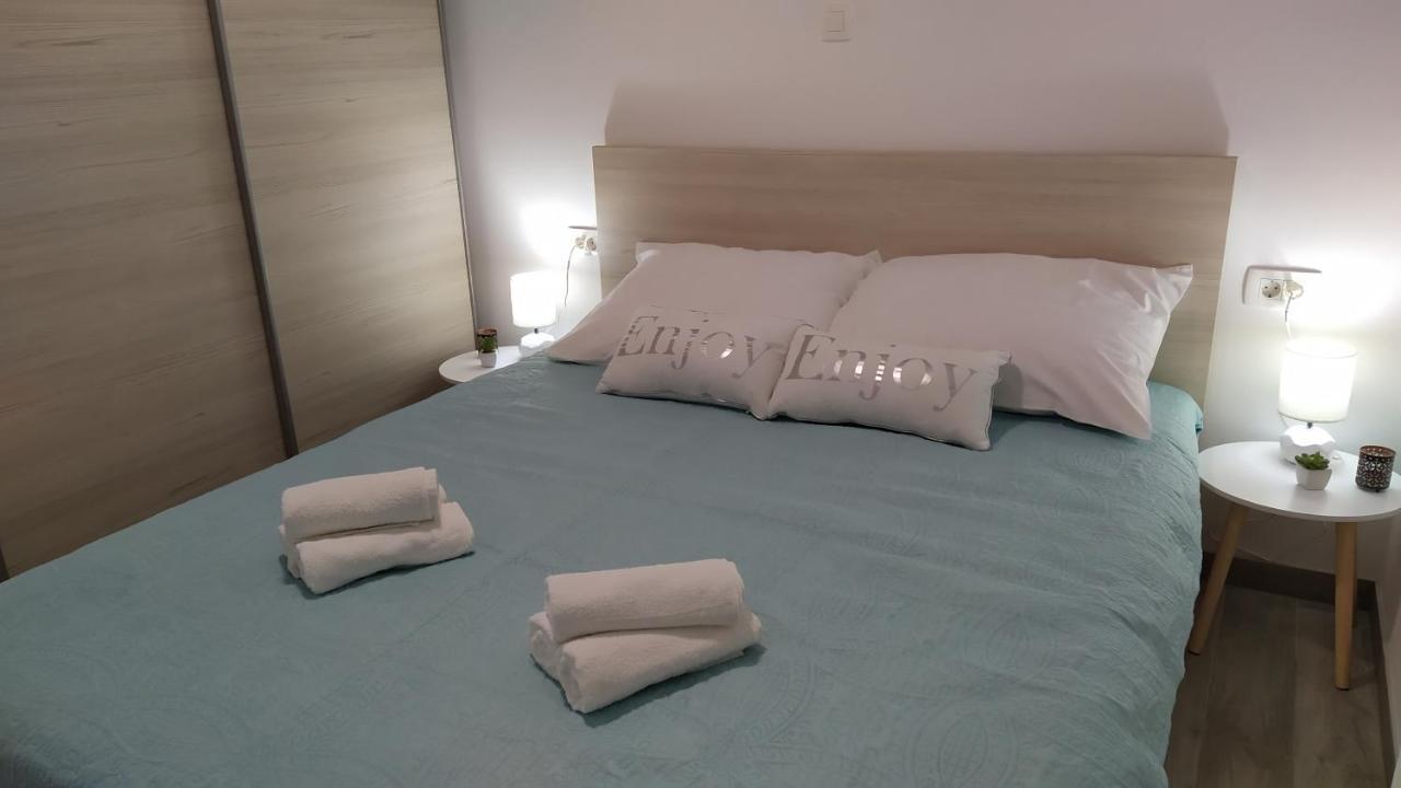Urban Apartment Vukić Trogir Bagian luar foto